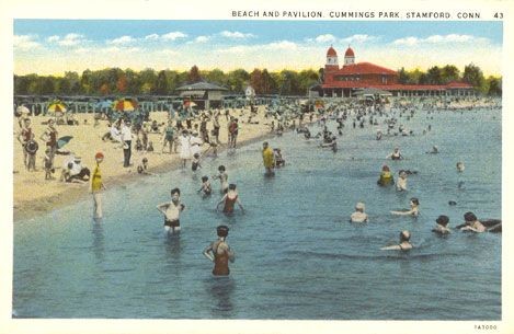 Beach and pavilion at Cummings Park in Stamford