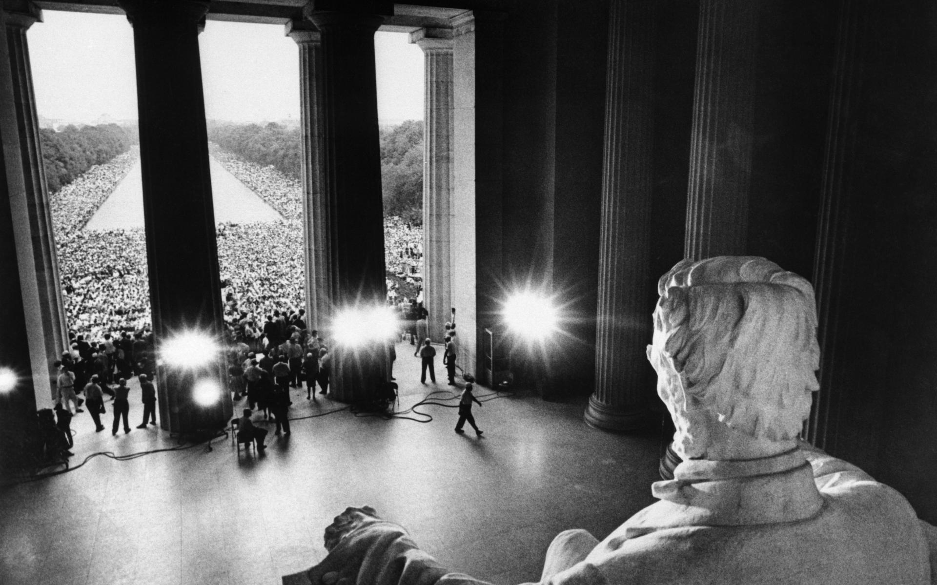 March on Washington Lincoln Monument.jpg 